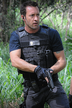 COTVh}wHawaii Five-0xAbNXEIbN