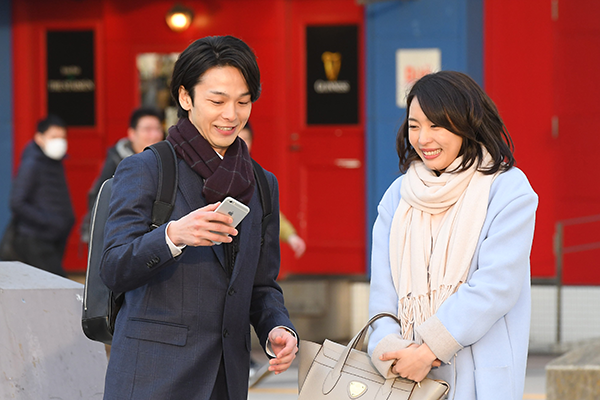 映画『美人が婚活してみたら』黒川芽以／中村倫也