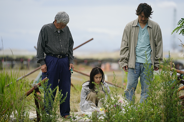 映画『凪待ち』香取慎吾／恒松祐里／吉澤健