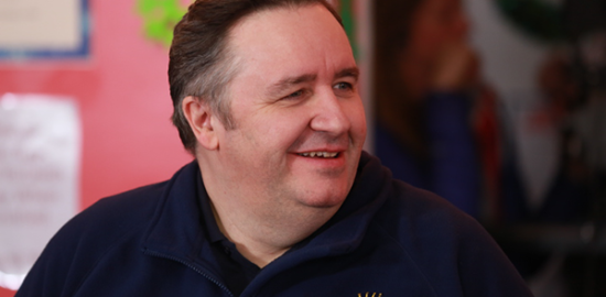 映画『アナと世界の終わり』マーク・ベントン