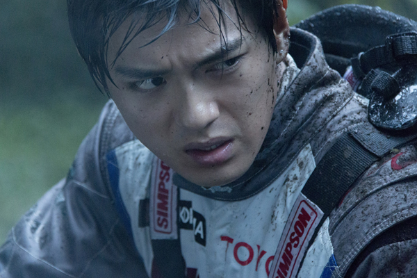 映画『OVER DRIVE』新田真剣佑