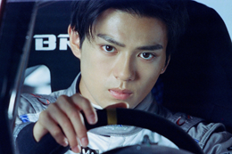 映画『OVER DRIVE』新田真剣佑