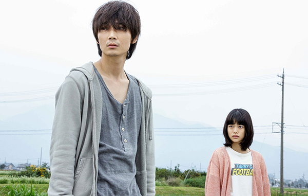 映画『楽園』綾野剛／杉咲花