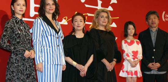 映画『真実』ジャパンプレミア：カトリーヌ・ドヌーヴ、ジュリエット・ビノシュ、是枝裕和監督／宮本信子、宮﨑あおい、佐々木みゆ（日本語吹き替え版）