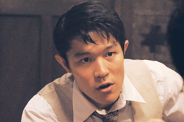 映画『海賊とよばれた男』鈴木亮平
