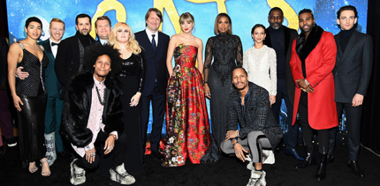 映画『キャッツ』ワールドプレミア、フランチェスカ・ヘイワード、ジェームズ・コーデン、ジェニファー・ハドソン、テイラー・スウィフト、レベル・ウィルソン、ジェイソン・デルーロ、イドリス・エルバ、トム・フーパー監督、アンドリュー・ロイド・ウェバー（製作）