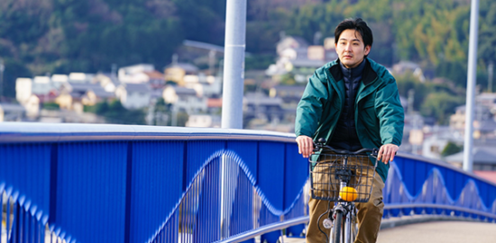 映画『ゾッキ』松田龍平