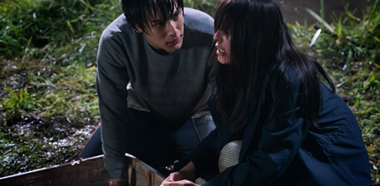 映画『砕け散るところを見せてあげる』中川大志／石井杏奈