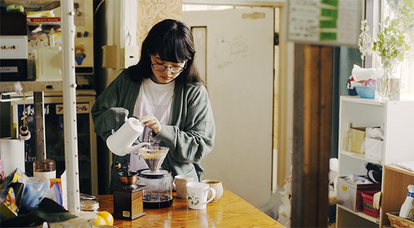 映画『旧グッゲンハイム邸裏長屋』淸造理英子