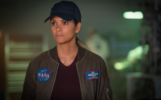 Amazon Prime Video映画『ムーンフォール』ハル・ベリー