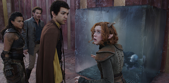 映画『ダンジョンズ＆ドラゴンズ／アウトローたちの誇り』映画『ダンジョンズ＆ドラゴンズ／アウトローたちの誇り』クリス・パイン／ミシェル・ロドリゲス／ジャスティス・スミス／ソフィア・リリス