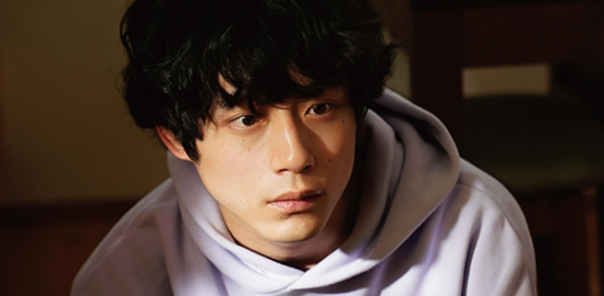 映画『サイド バイ サイド 隣にいる人』坂口健太郎