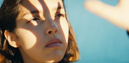 映画『裸足になって』リナ・クードリ