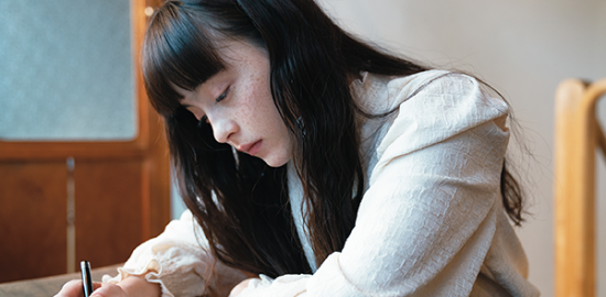 映画『アイスクリームフィーバー』モトーラ世理奈