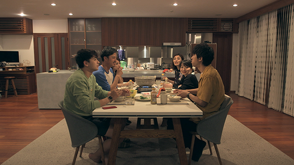 恋愛リアリティ番組『TERRACE HOUSE：オープニング・ニュー・ドアーズ』