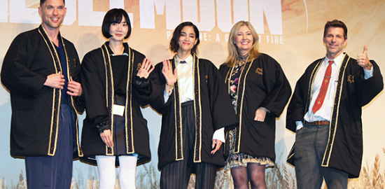 映画『REBEL MOON：パート1 炎の子』来日記者会見：ソフィア・ブテラ、ペ・ドゥナ、エド・スクライン、デボラ・スナイダー（プロデューサー）、ザック・スナイダー（監督・脚本・製作・原案）