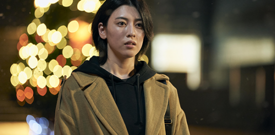 映画『本心』三吉彩花