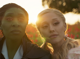 映画『ウィキッド ふたりの魔女』シンシア・エリヴォ／アリアナ・グランデ