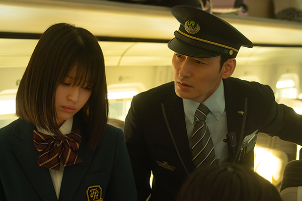 Netflix映画『新幹線大爆破』草彅剛/豊嶋花