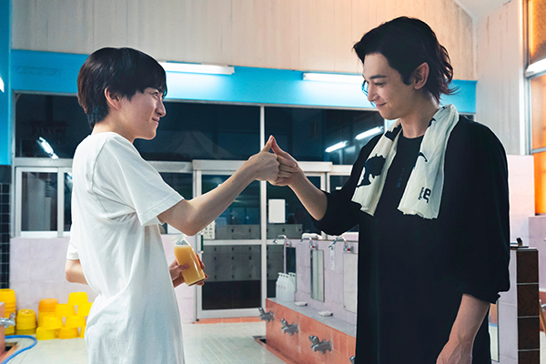 映画『ババンババンバンバンパイア』吉沢亮/板垣李光人