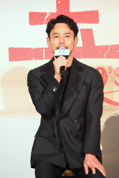 映画『宝島』完成報告会見、妻夫木聡