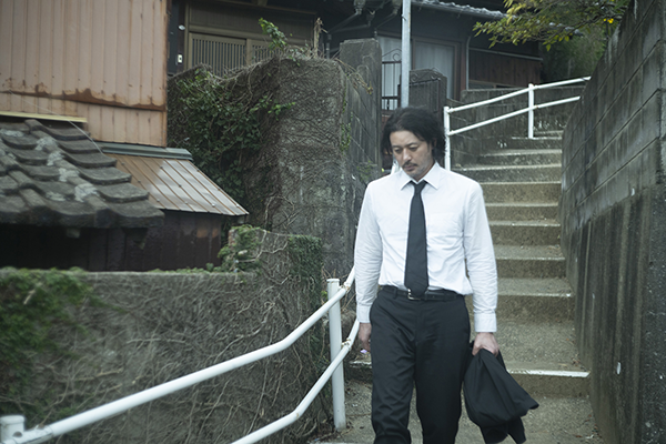 映画『夏の砂の上』オダギリジョー