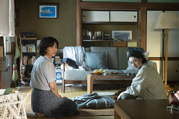 映画『夏の砂の上』オダギリジョー/松たか子