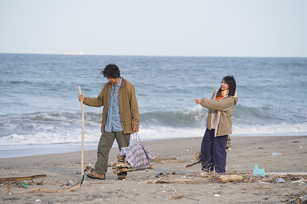 映画『アフター・ザ・クエイク』鳴海唯／堤真一