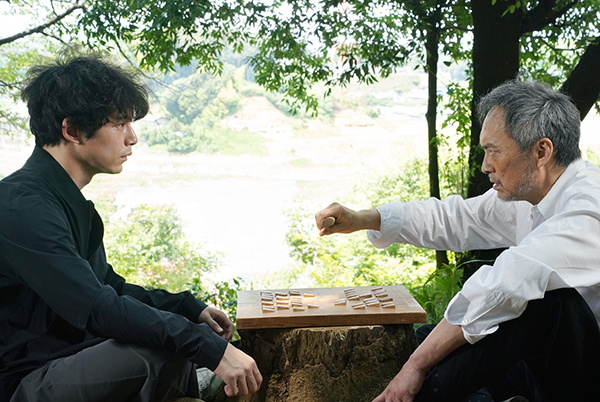 映画『盤上の向日葵』坂口健太郎/渡辺謙