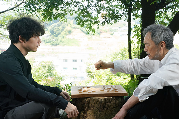 映画『盤上の向日葵』坂口健太郎/渡辺謙