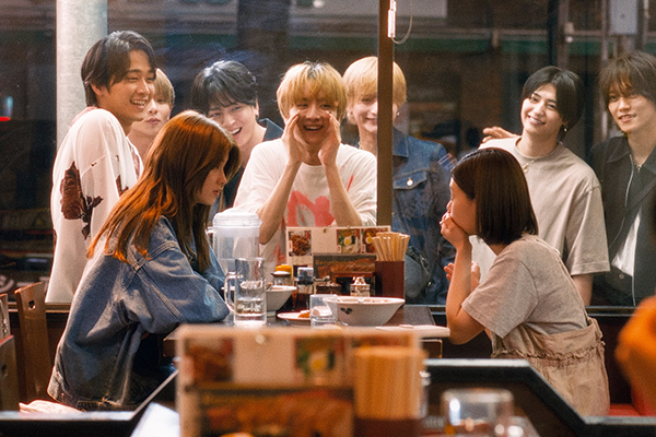 映画『ミーツ・ザ・ワールド』杉咲花／南琴奈／板垣李光人
