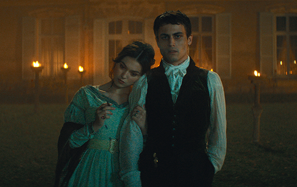 映画『モンテ・クリスト伯』バスティアン・ブイヨン／アナイス・ドゥムースティエ