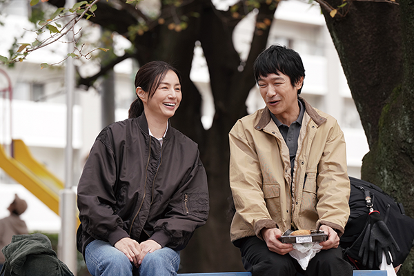 映画『平場の月』堺雅人／井川遥