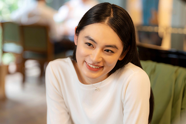 映画『富士山と、コーヒーと、しあわせの数式』八木莉可子