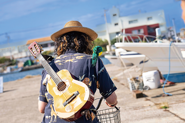 映画『兄を持ち運べるサイズに』オダギリジョー