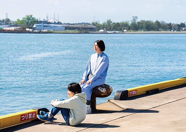映画『兄を持ち運べるサイズに』柴咲コウ／味元耀大