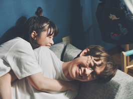 映画『佐藤さんと佐藤さん』岸井ゆきの／宮沢氷魚