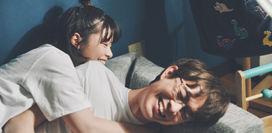 映画『佐藤さんと佐藤さん』岸井ゆきの／宮沢氷魚