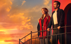 映画『ビューティフル・ジャーニー ふたりの時空旅行』コリン・ファレル／マーゴット・ロビー