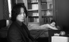 映画『星と月は天の穴』綾野剛／咲耶