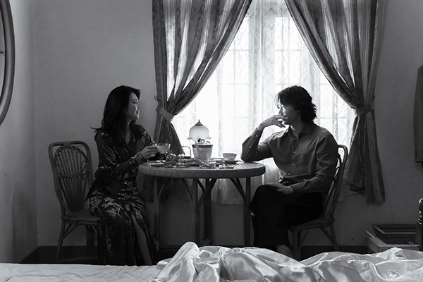 映画『星と月は天の穴』綾野剛/田中麗奈