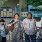 映画『ツーリストファミリー』シャシクマール/シムラン/ミドゥン・ジェイ・シャンカル/カマレーシュ・ジャガン/ヨーギ・バーブ