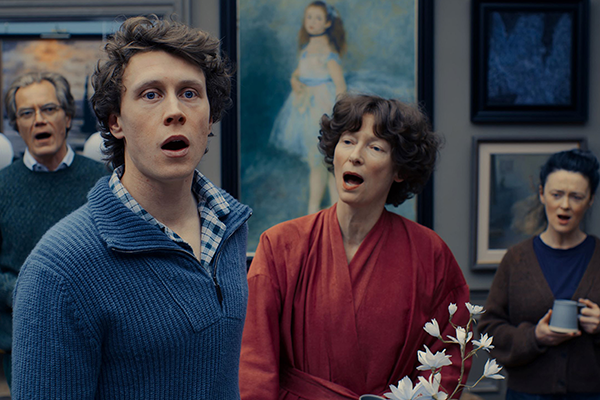 映画『THE END（ジ・エンド）』ティルダ・スウィントン／ジョージ・マッケイ