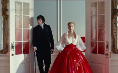 映画『嵐が丘』マーゴット・ロビー／ジェイコブ・エロルディ