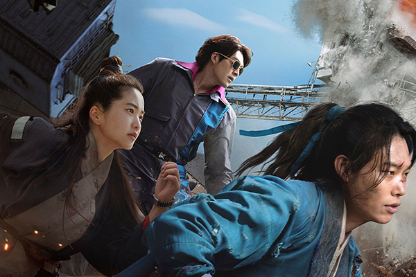 映画『超時空英雄伝エイリアノイド　PART1』リュ・ジュンヨル／キム・ウビン／キム・テリ