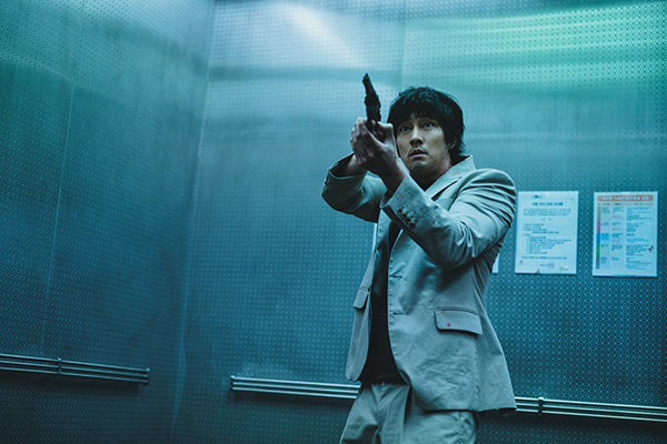 映画『超時空英雄伝エイリアノイド　PART1』ソ・ジソブ