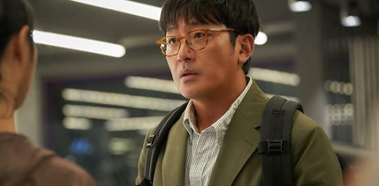 映画『ロビー！　4000億円を懸けた仁義なき18ホール』ハ・ジョンウ