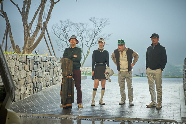 映画『ロビー！　4000億円を懸けた仁義なき18ホール』ハ・ジョンウ／キム・ウィソン／カン・ヘリム