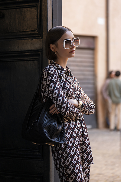 Netflixドラマ『エミリー、パリへ行く　シーズン5』リリー・コリンズ