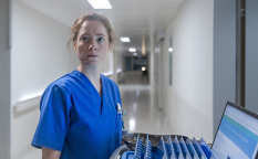 映画『ナースコール』レオニー・ベネシュ